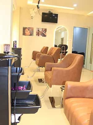 Main hall styling stations at Viorica Beauty Parlour, Kottakkal